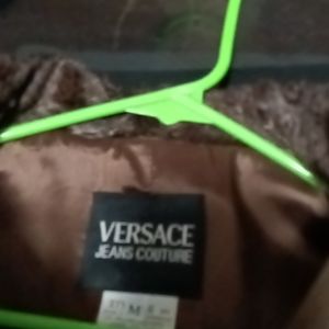 Versace full length coat, size M, new never worn, Ventage, fack fur collar  Brwn